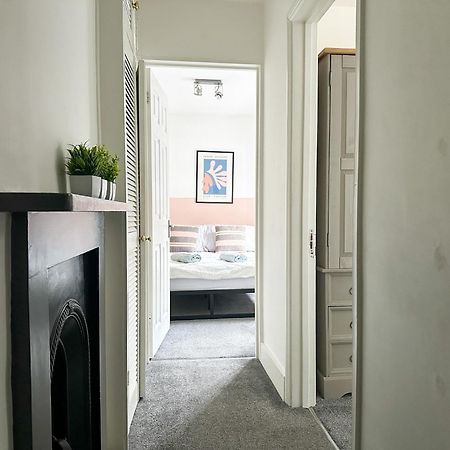 Stylish & Spacious City Centre 3-Bedroom Townhouse - Sleeps 6 Canterbury Zewnętrze zdjęcie